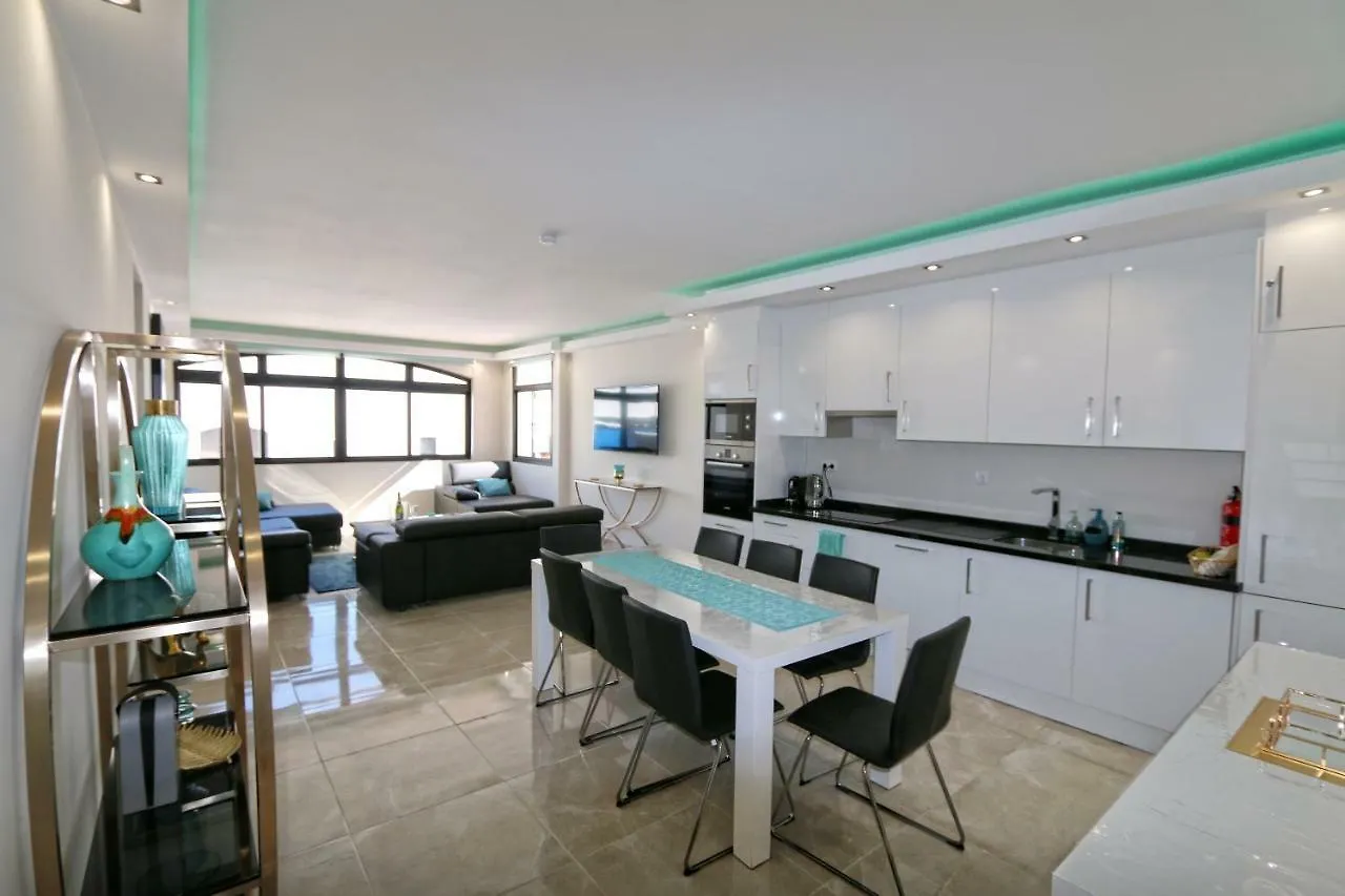 Beachfront Luxury Residence, Playas Del Duque, Puerto Banus, Marbella Apartment