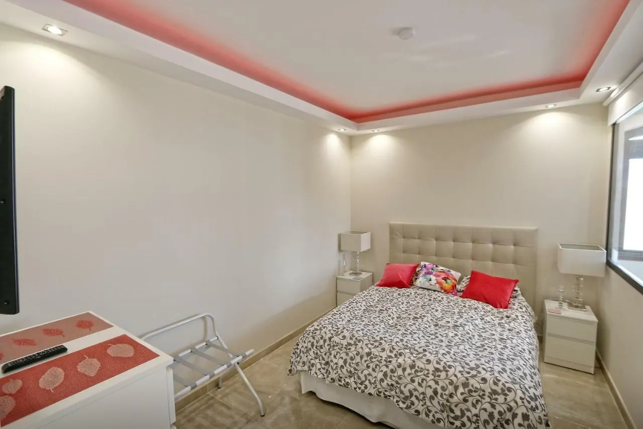 Beachfront Luxury Residence, Playas Del Duque, Puerto Banus, 马尔韦利亚